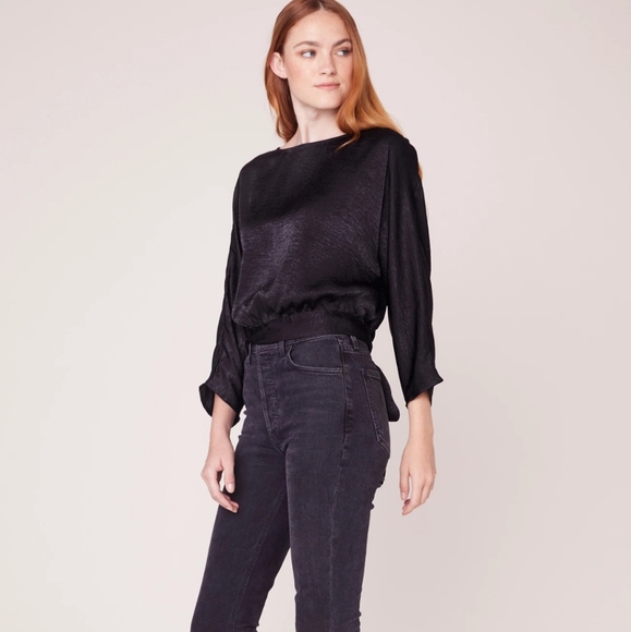 JACK BY BB DAKOTA

SOMEWHERE TO BE SATIN TOP WITH - Picture 2 of 7